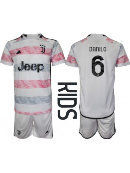 Otroški Nogometna dresi replika Juventus Danilo Luiz #6 Gostujoči 2023-24 Kratek rokav (+ hlače)